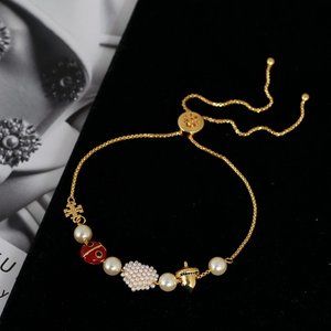 🧶 Tory Burch bracelet